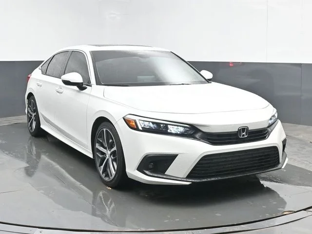 Certified Used 2024 Platinum White Pearl Honda 1.5T 4D TOURING image 2