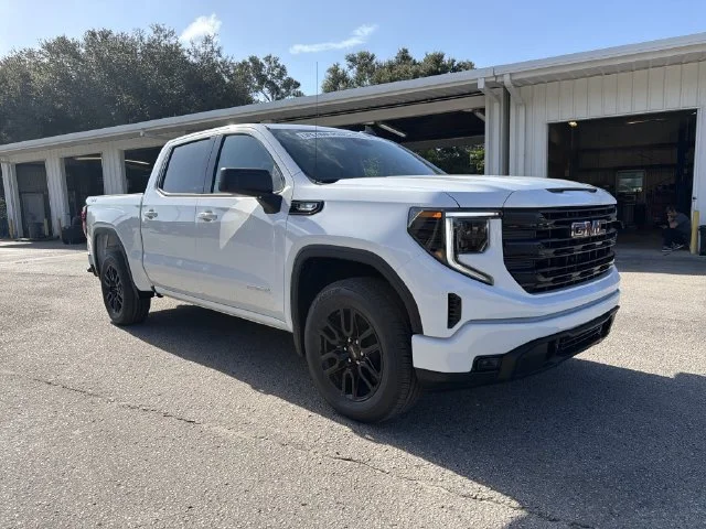 New 2026 Summit White GMC Elevation image 2