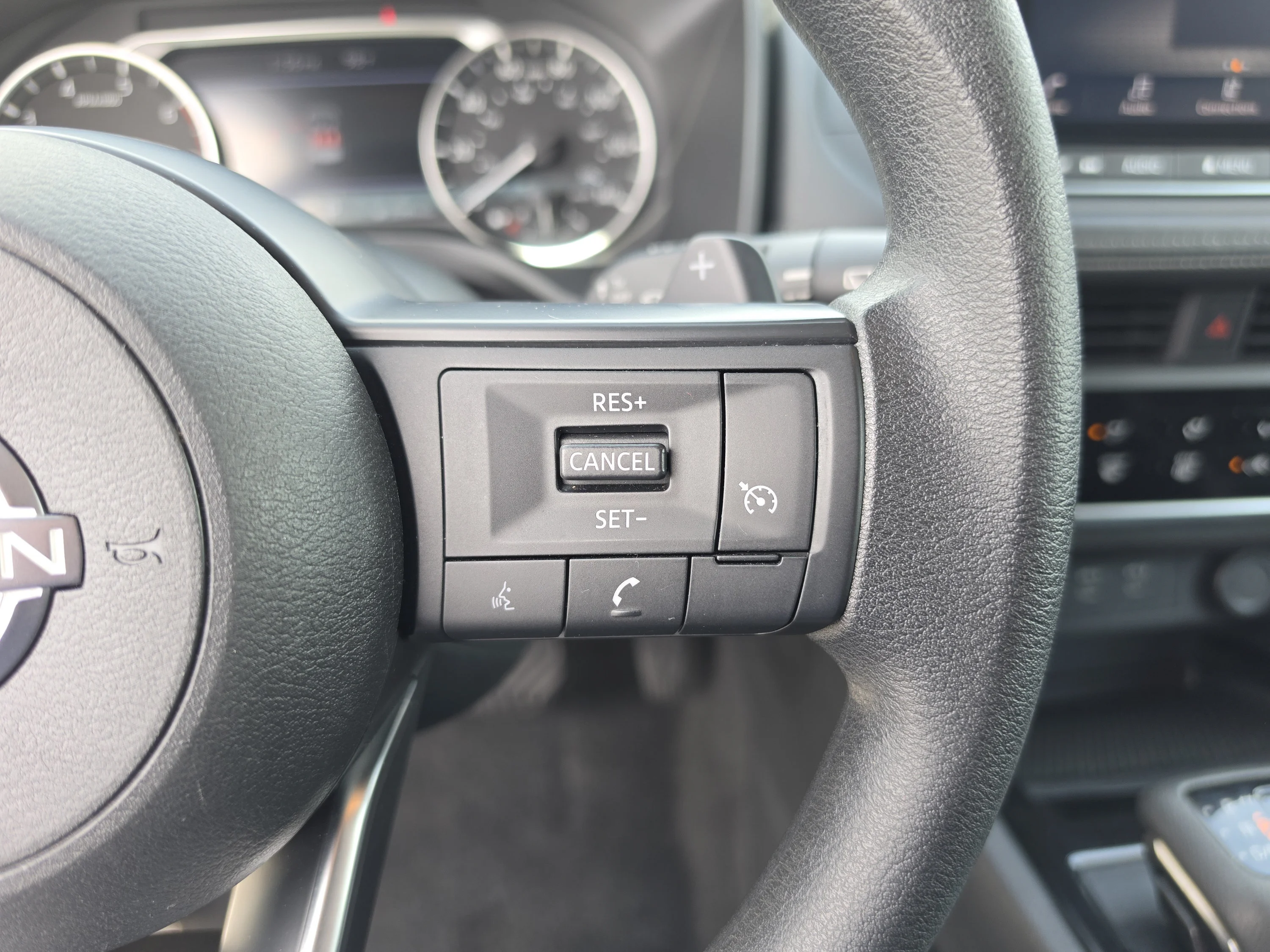 Used 2024 Glacier White Nissan S image 30
