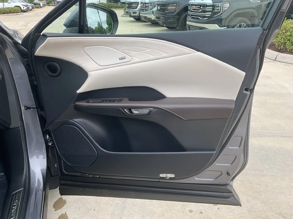 Used 2023 Gray Lexus 350 Luxury image 17