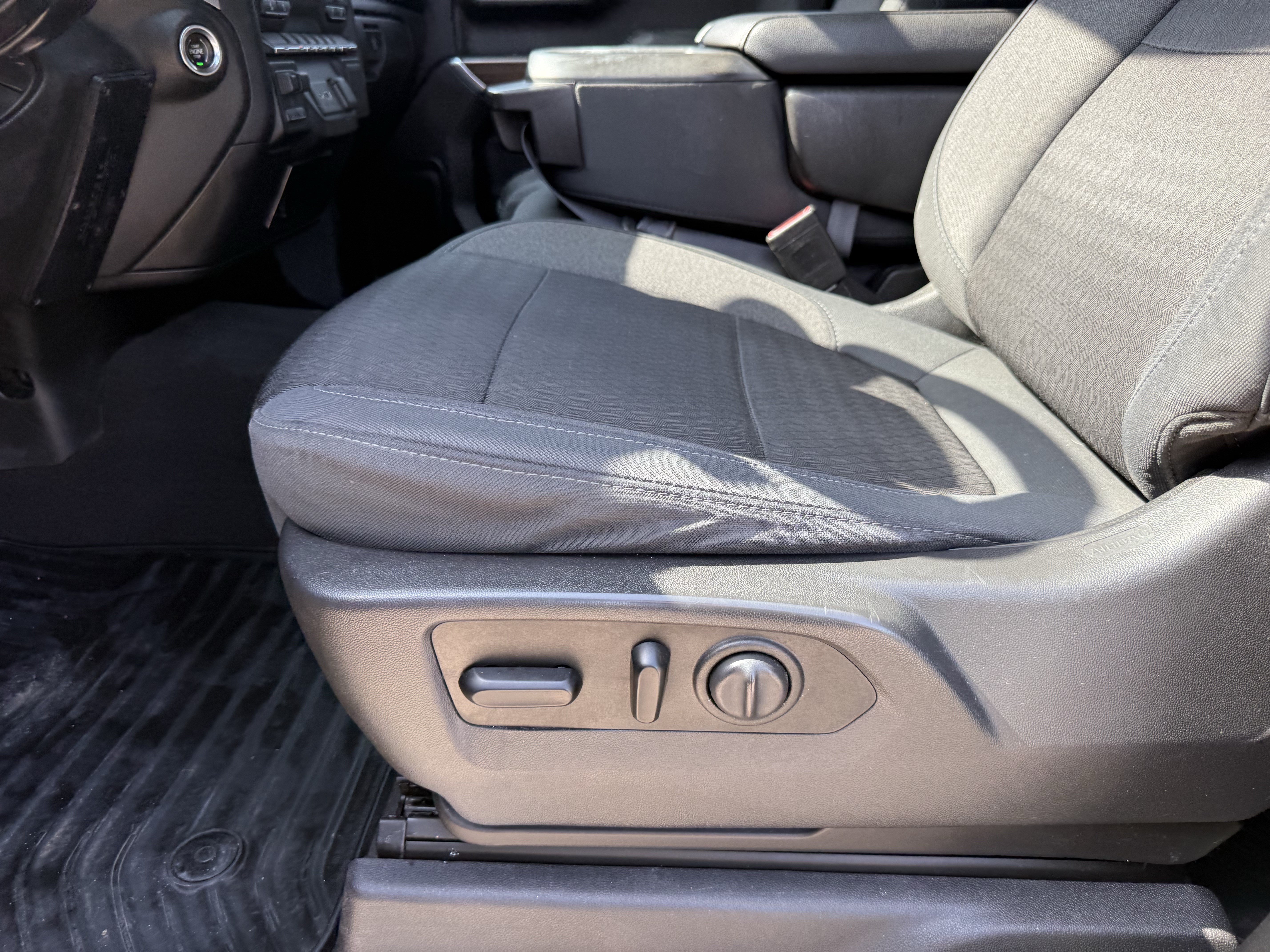 Used 2020 Black Chevrolet LT image 25