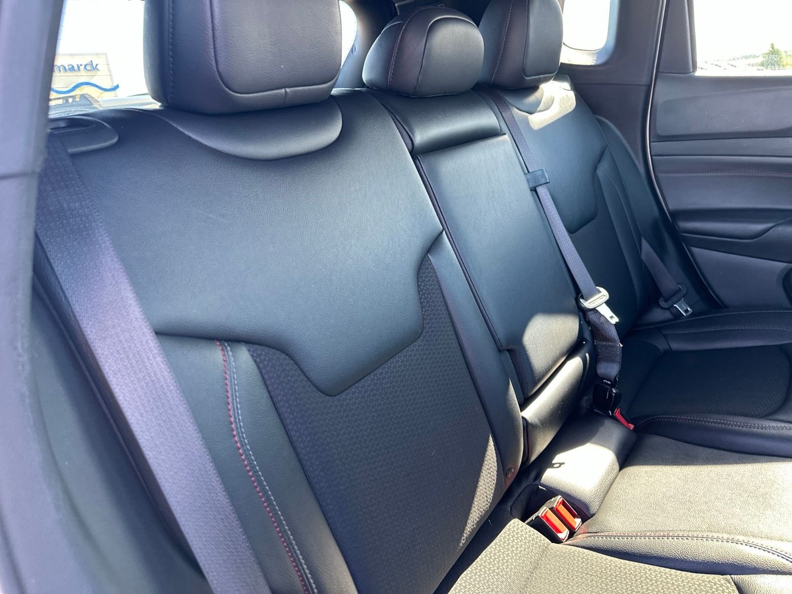 Used 2024 Silver Jeep Trailhawk image 31