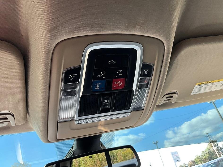 Used 2019 Black Ram Laramie image 28