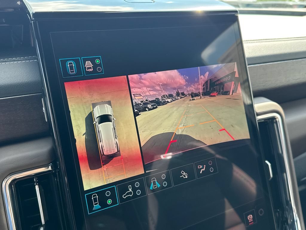 2026 GMC Yukon Denali Ultimate - Photo 38