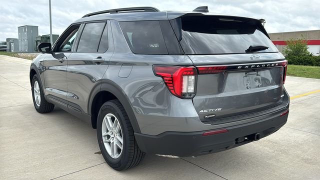 New 2026 Carbonized Gray Metallic Ford Active image 9