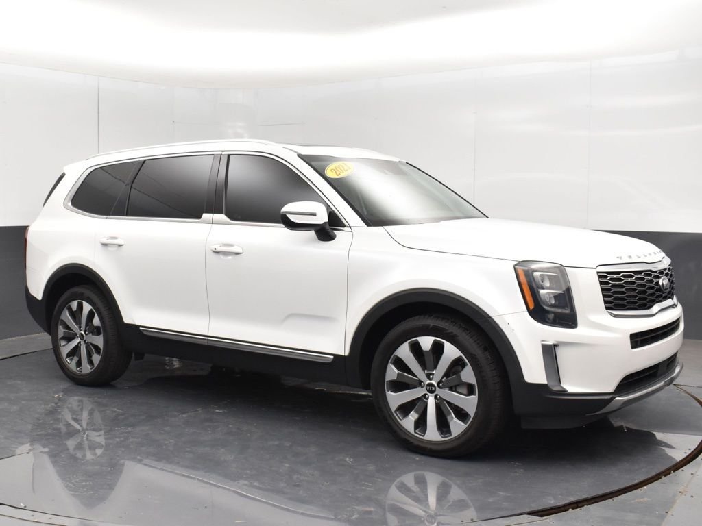Used 2021 White Kia EX image 10