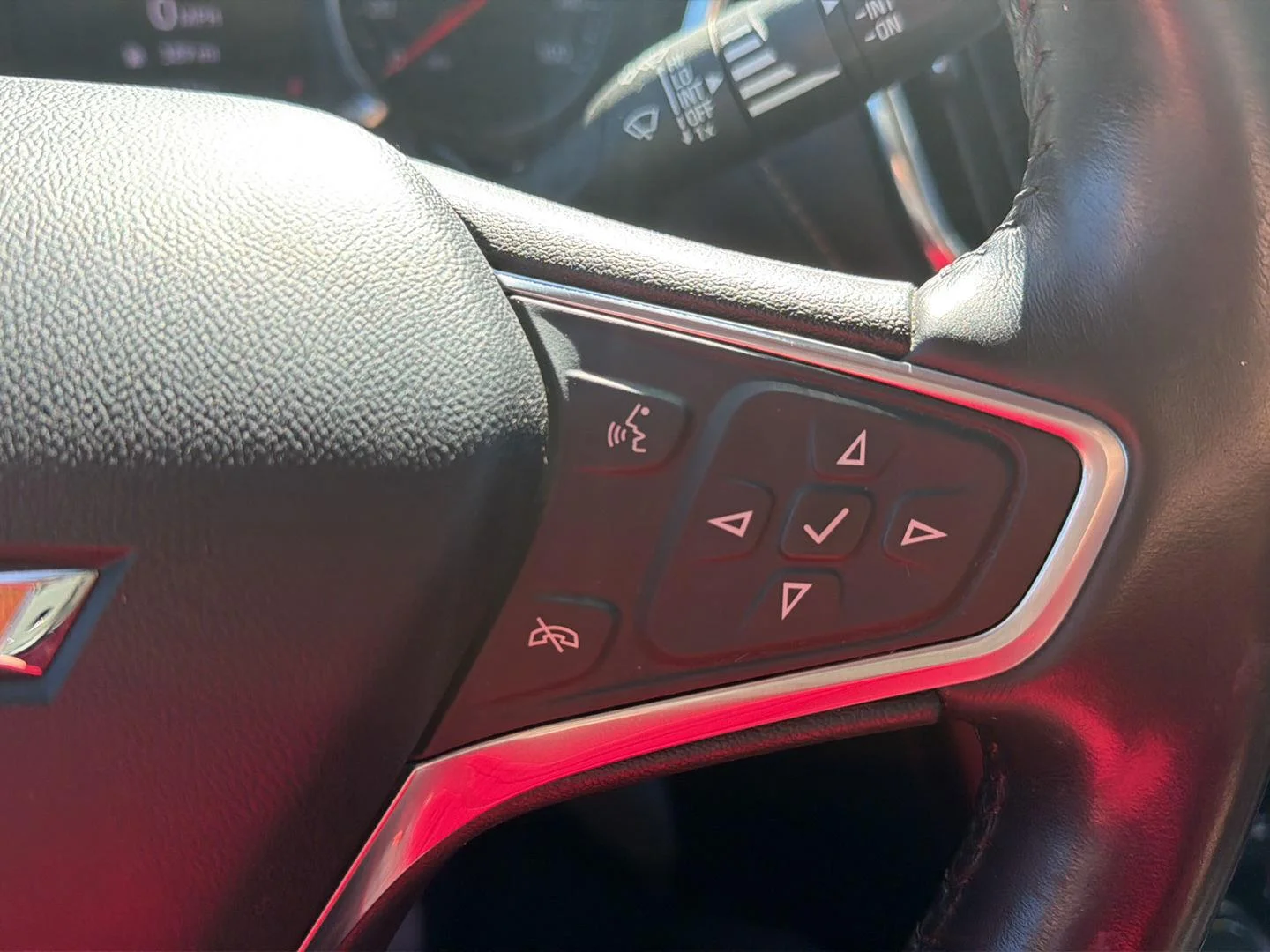Used 2022 Blue Glow Metallic Chevrolet Premier image 11
