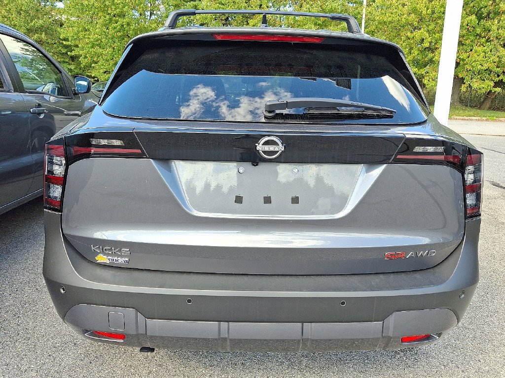 Used 2026 Gray Nissan SR image 5