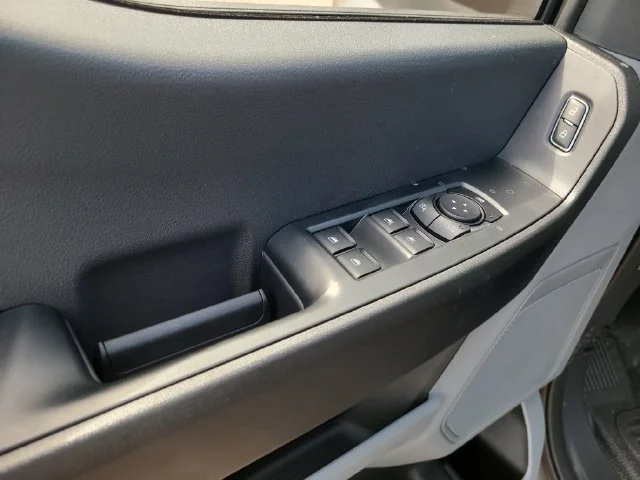 New 2027 Gray Metallic Ford XL 4WD CREW CAB image 18