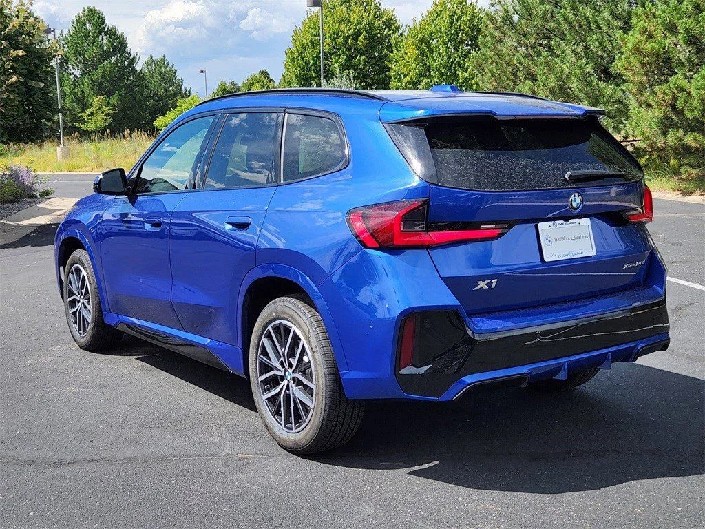 Certified Used 2026 Portimao Blue Metallic BMW xDrive28i image 3