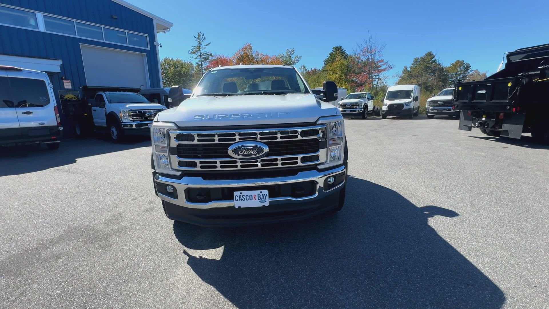 New 2026 Oxford White Ford F-550® XL image 15
