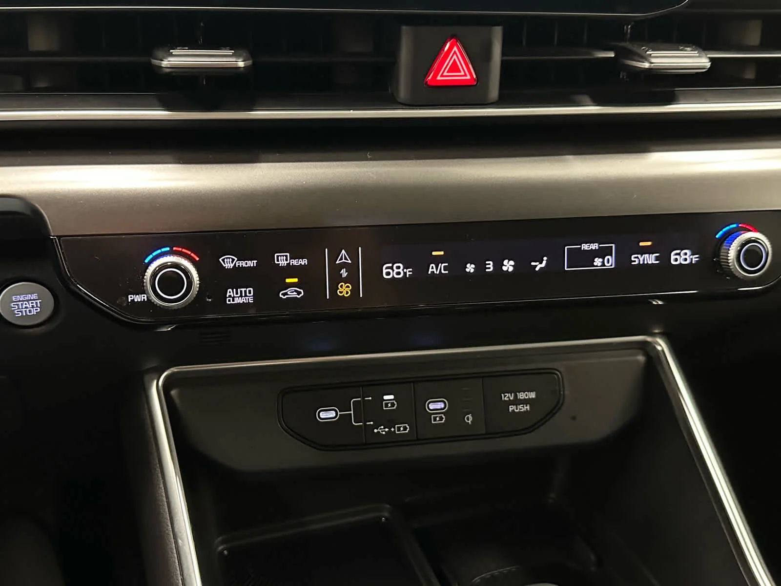 Used 2025 Snow White Pearl Kia SX image 33