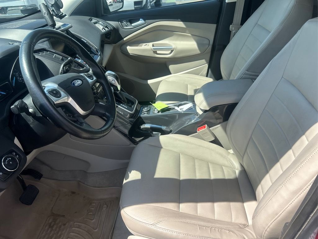 Used 2014 Ruby Red Ford Titanium image 19