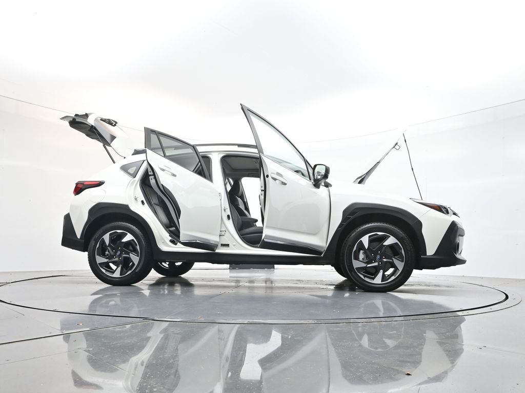Used 2025 Crystal White Pearl Subaru Limited image 44