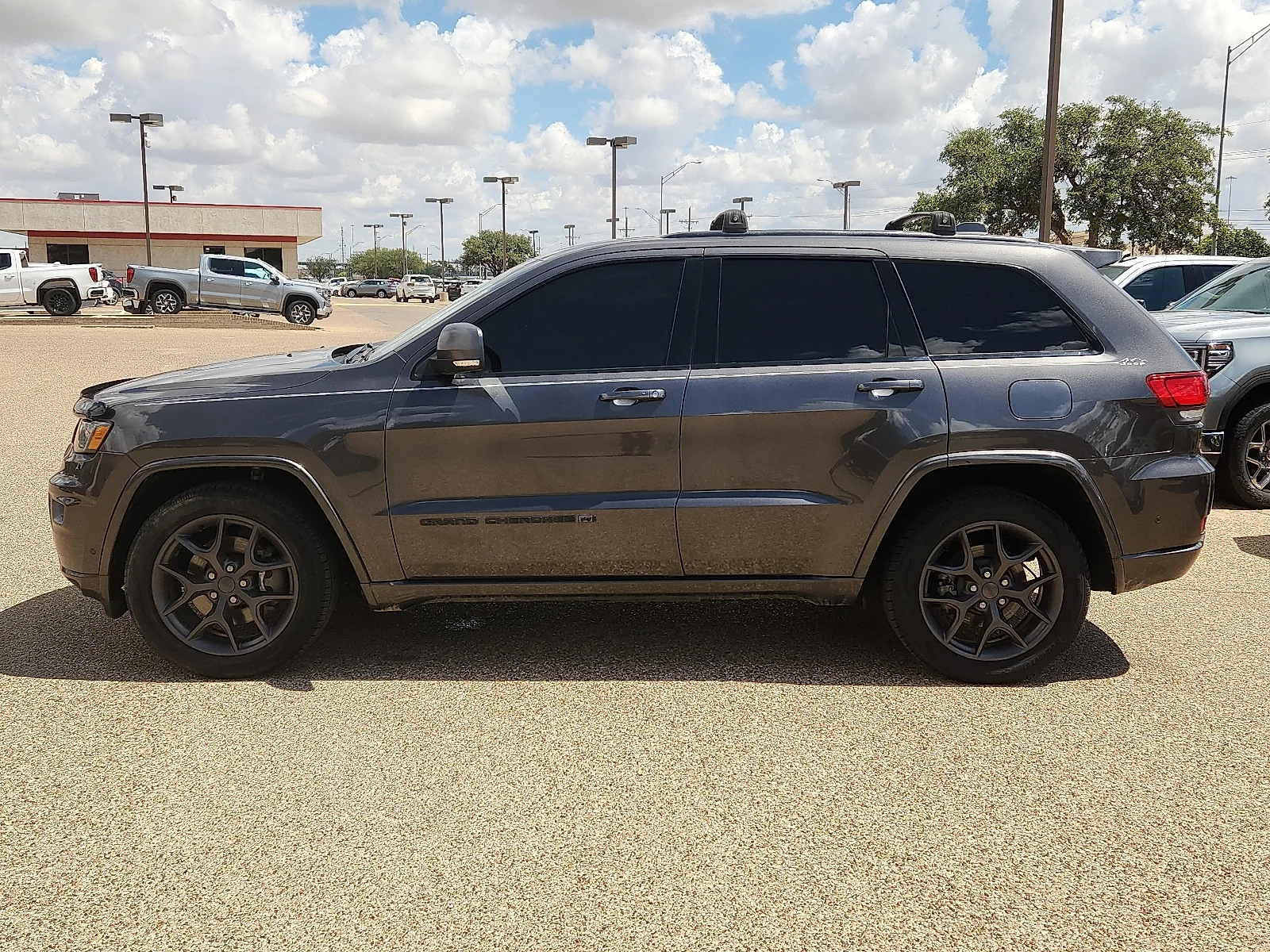 Used 2021 Gray Jeep Limited image 2