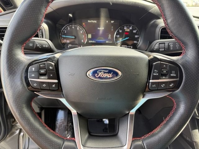 Used 2023 Gray Ford ST-Line image 15