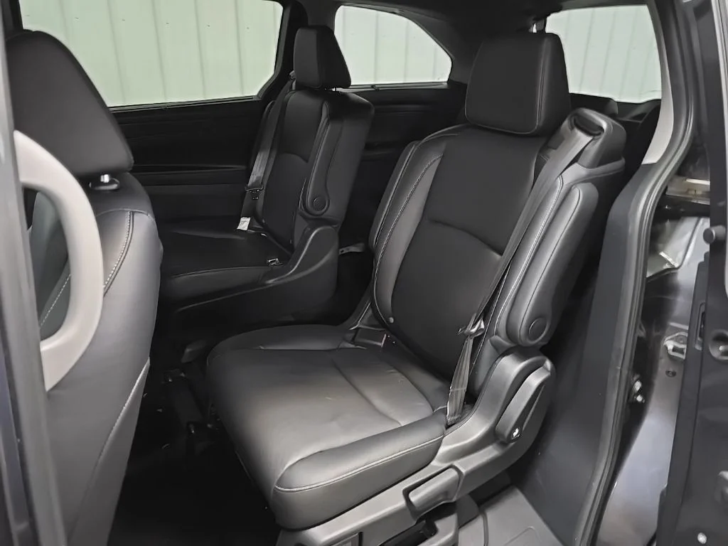 Used 2024 Gray Honda Touring image 32