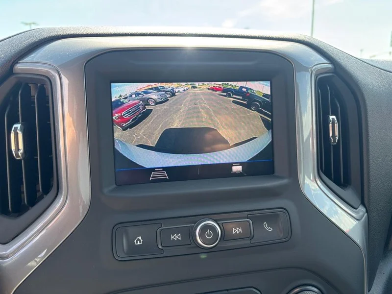 Used 2023 Summit White Chevrolet Custom image 20