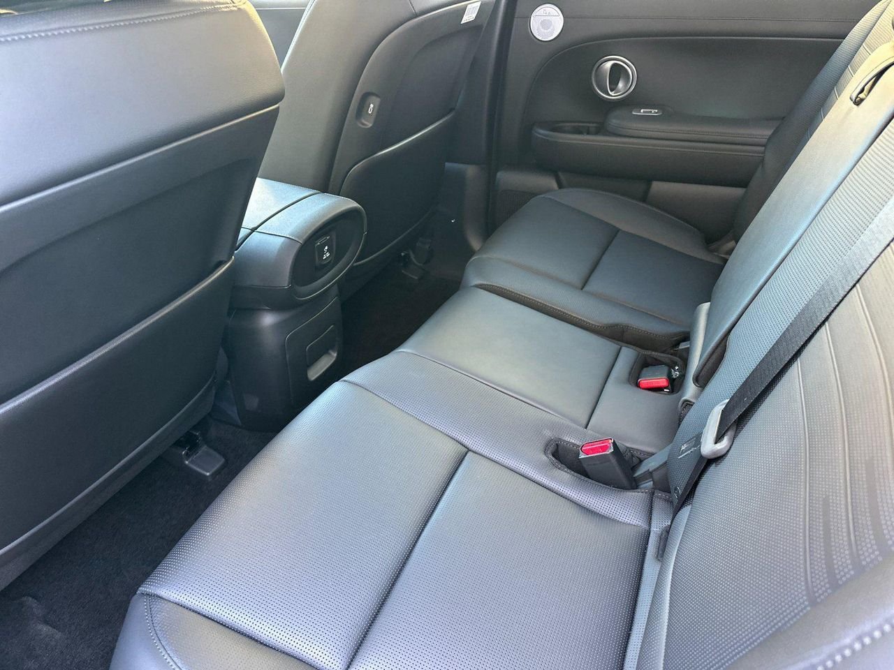 New 2027  Hyundai Limited 8P image 11