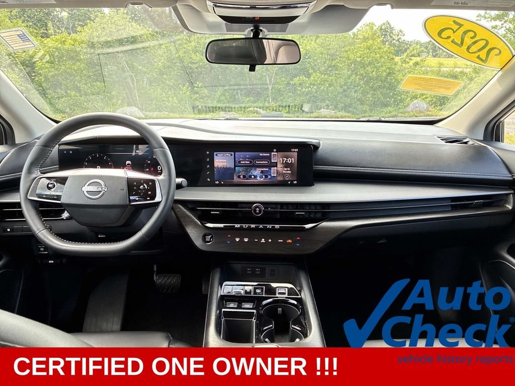 Used 2025 White Nissan SV image 18