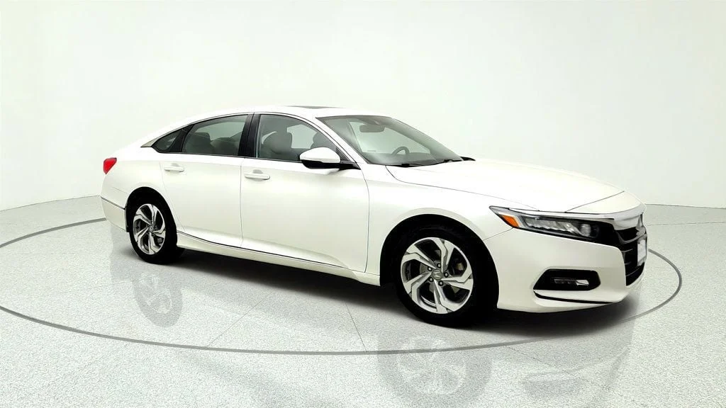 Used 2020 Platinum White Pearl Honda EX-L 1.5T CVT image 3