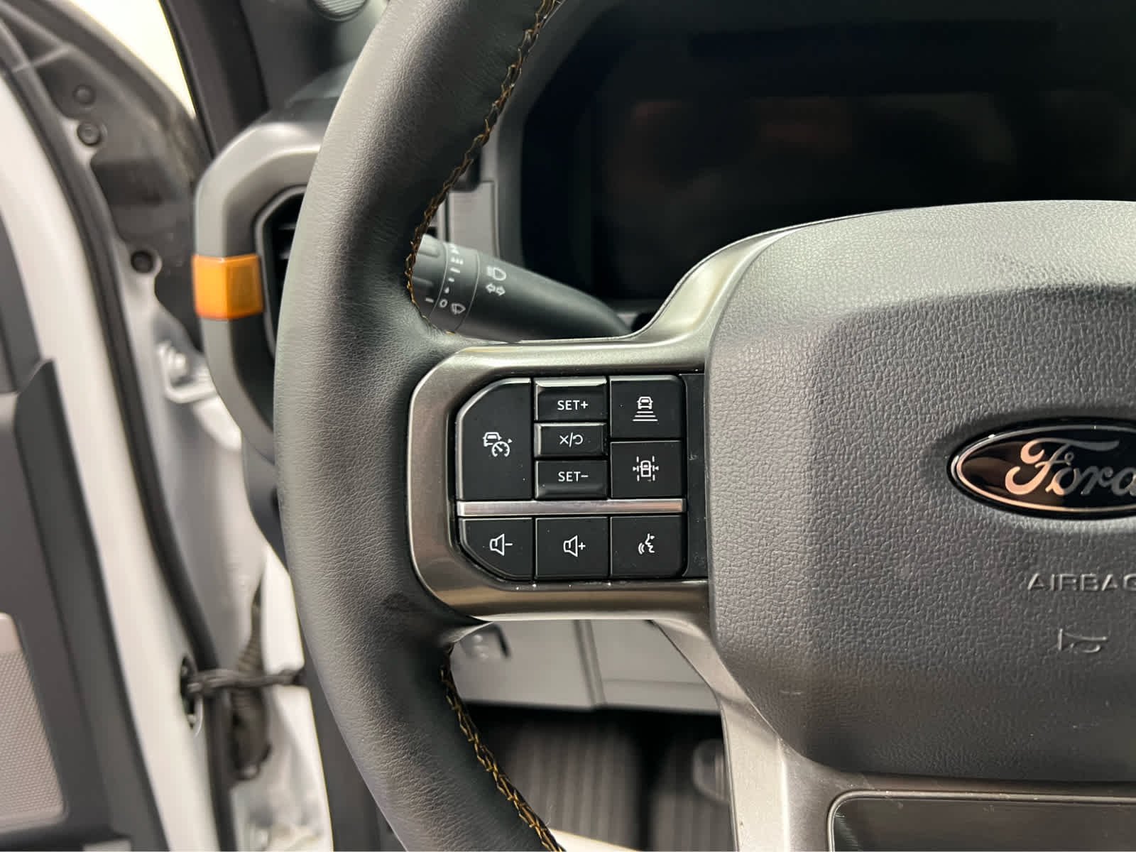 Used 2025 Oxford White Ford Tremor image 18