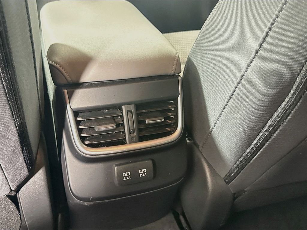 Used 2022 Crystal White Pearl Subaru Premium image 23
