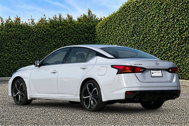 Used 2024 Gray Nissan 2.5 SR image 6