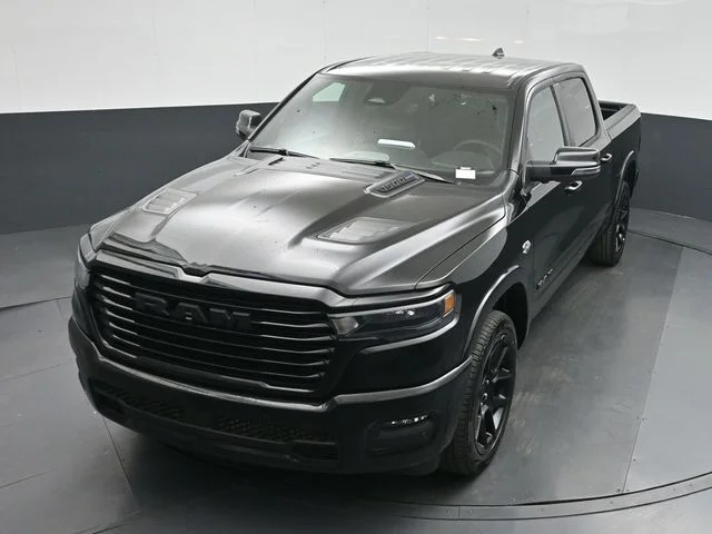 New 2026 Diamond Black Crystal Pearl-Coat Exterior Paint RAM Laramie image 36