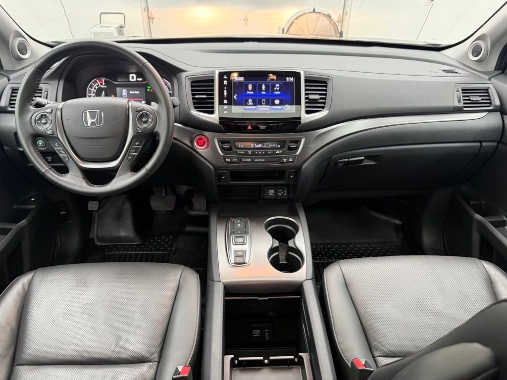 Used 2020 Pacific Pewter Metallic Honda RTL image 4