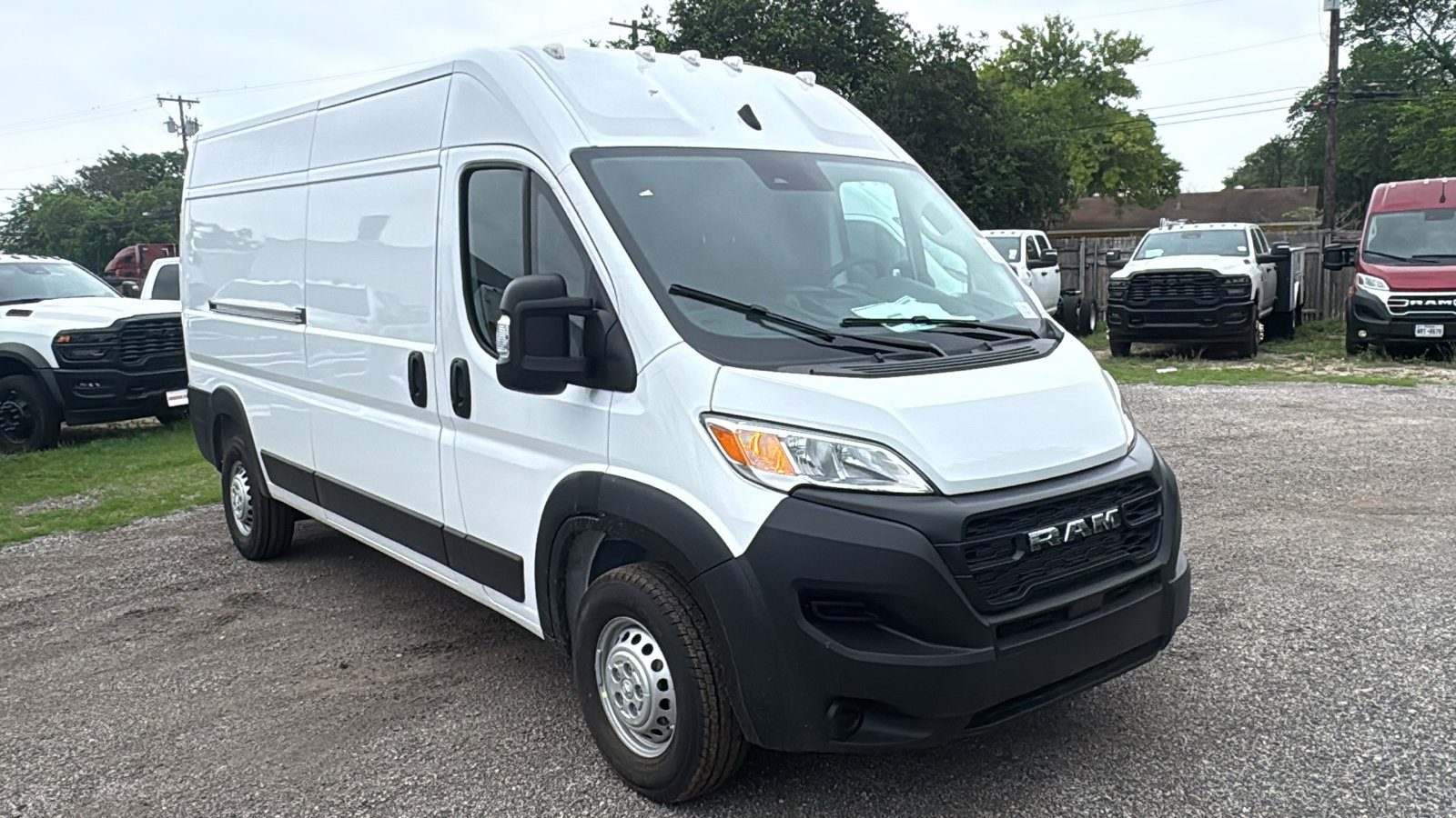 New 2026 Bright White Clear-Coat Exterior Paint RAM Tradesman image 3