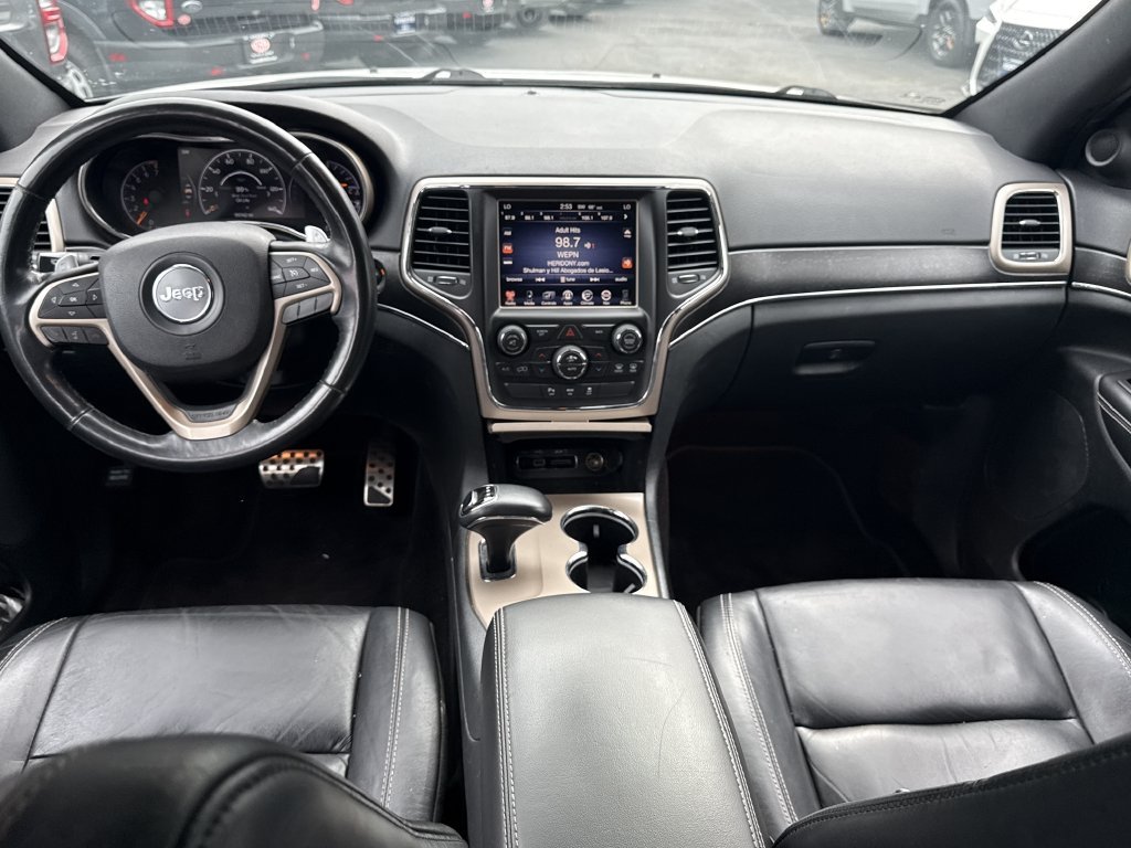 Used 2015 White Jeep Limited image 13
