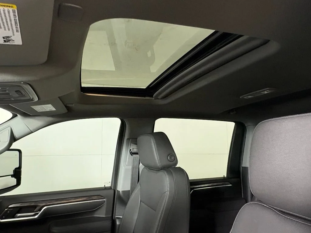 New 2026 Summit White Chevrolet LTZ image 38
