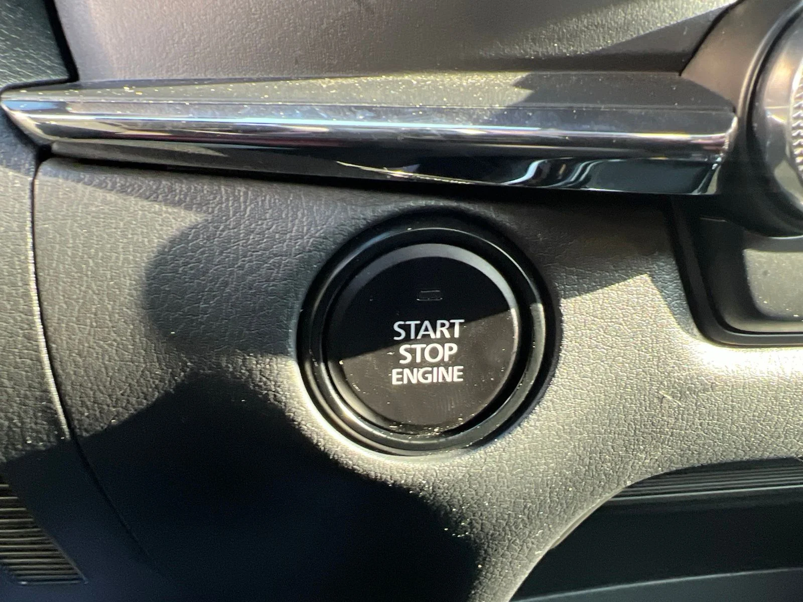 Used 2024 Polymetal Gray Metallic Mazda 2.5 S Carbon Edition image 32