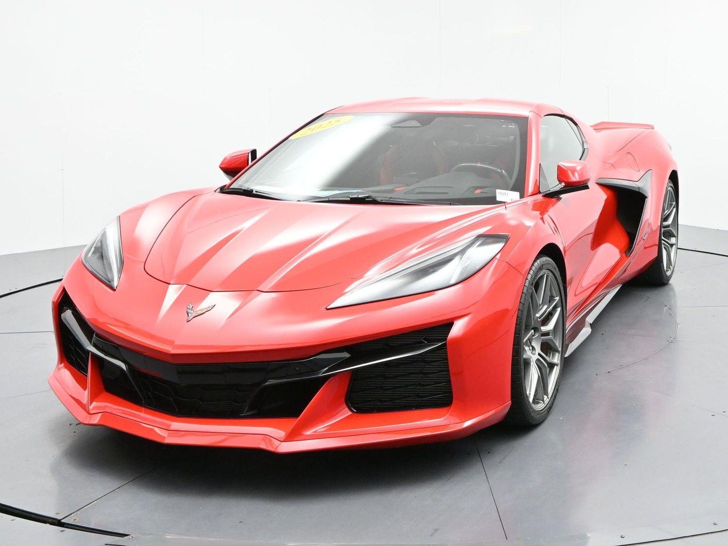 Used 2025 Torch Red Chevrolet 3LZ image 3