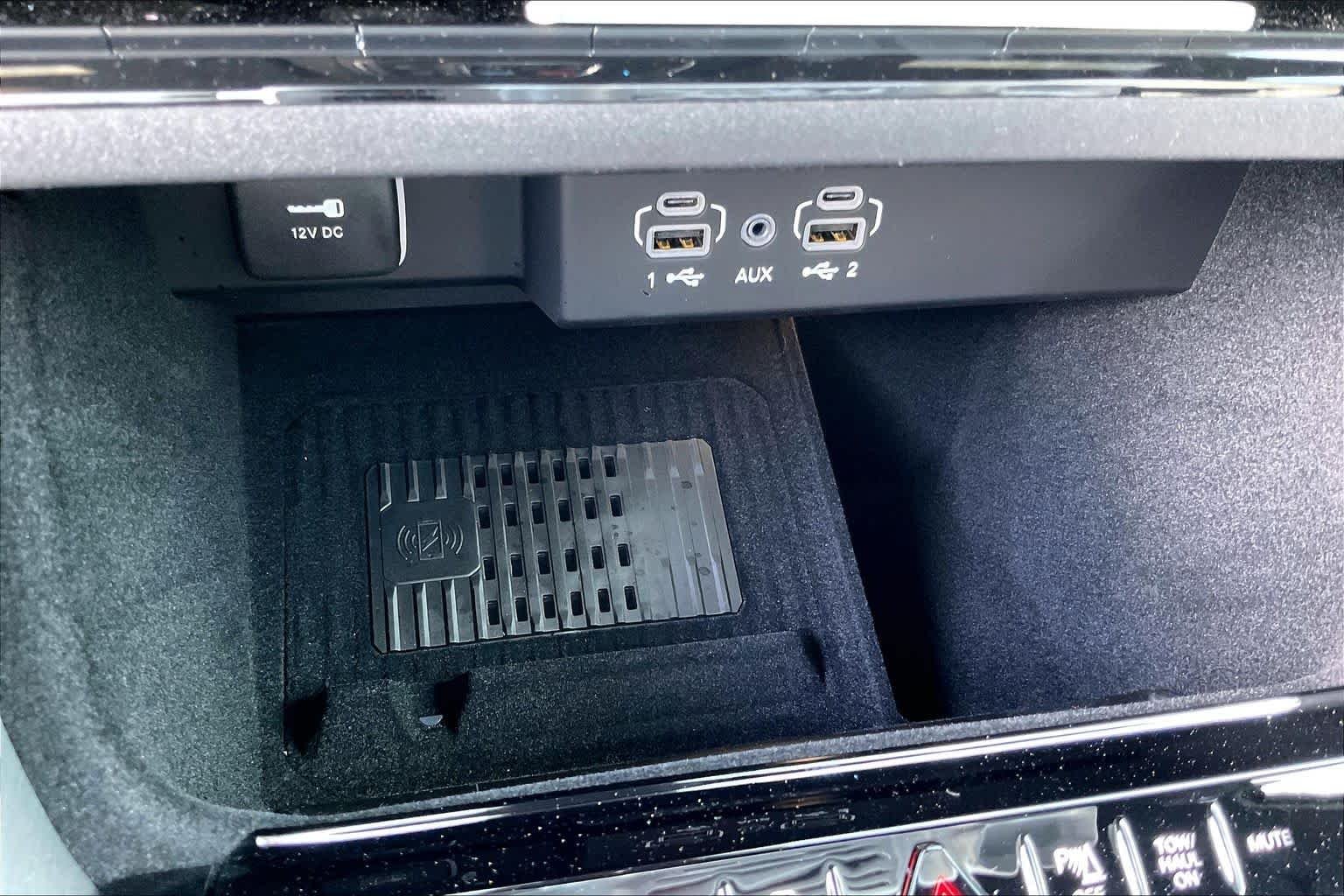 New 2026 Fathom Blue Pearlcoat Jeep Limited Altitude image 16