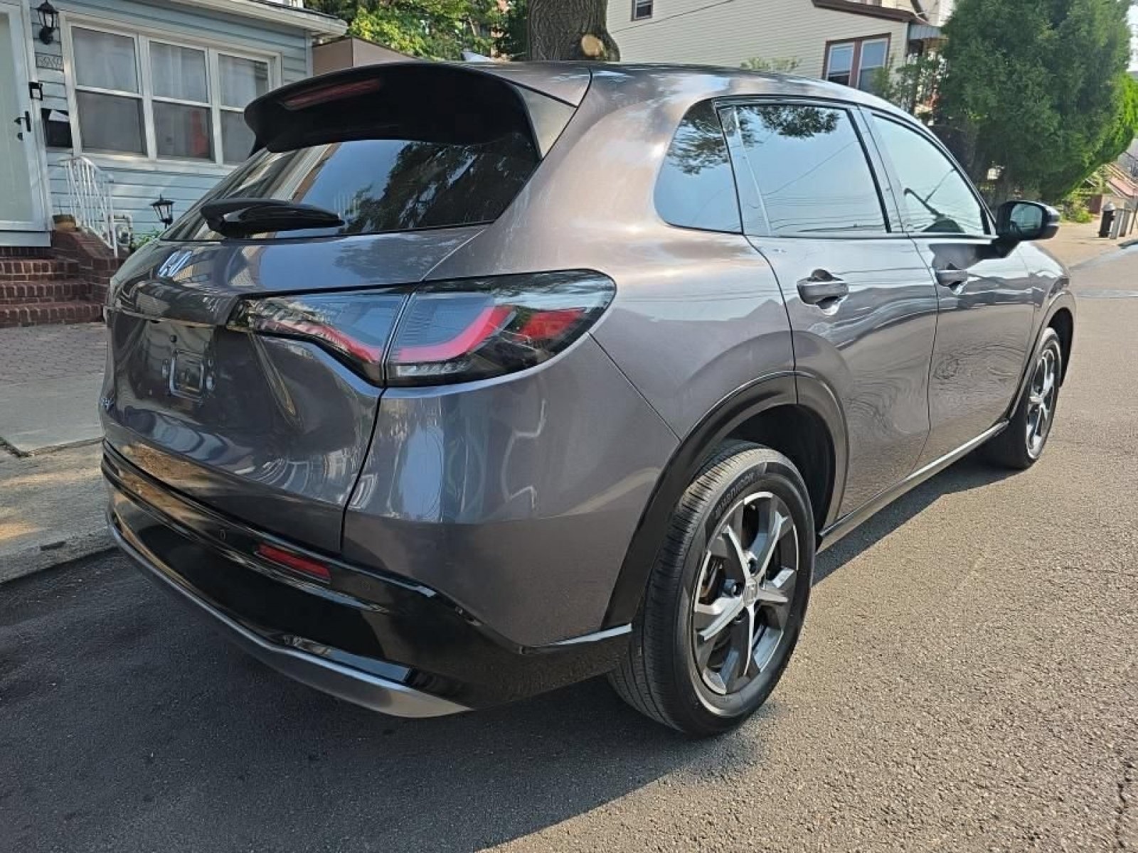 Certified Used 2024 Modern Steel Metallic Honda EX-L image 5