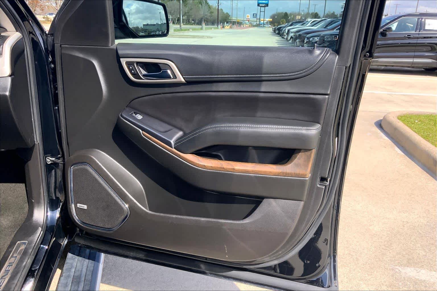 Used 2018 Onyx Black GMC Denali image 23