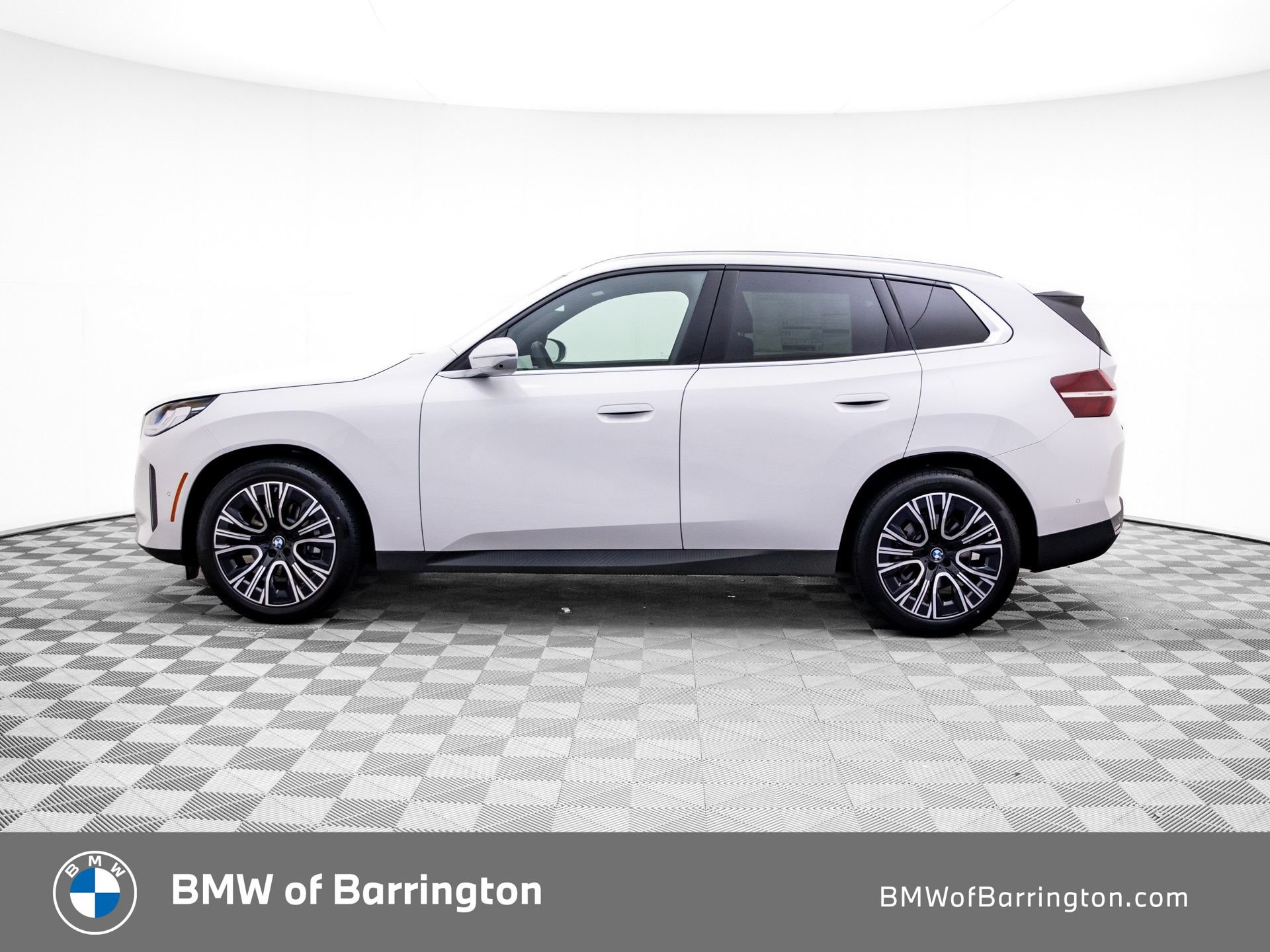 New 2026 Alpine White BMW 30 xDrive image 2