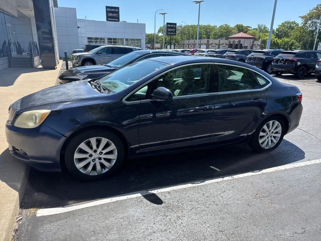 Used 2015 DARK SAPPHIRE BLUE METALLIC Buick  image 5