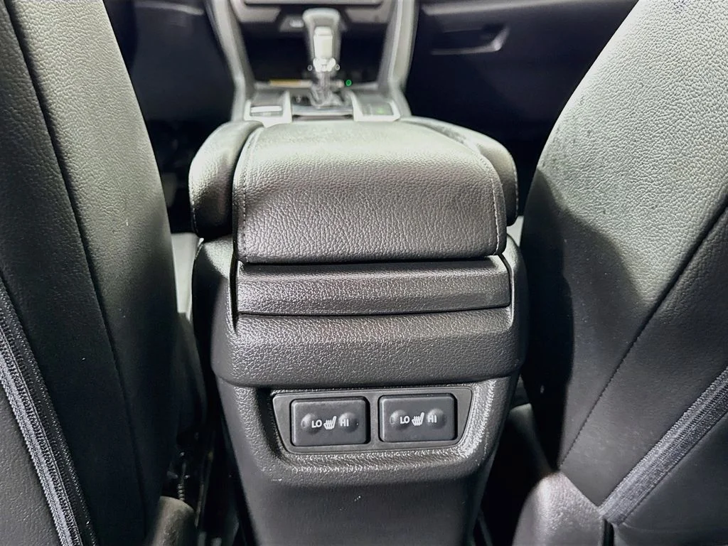 Used 2018 Black Honda Touring image 30