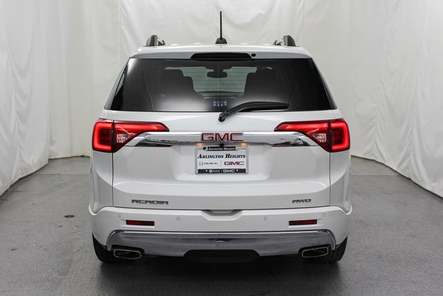 2017 GMC Acadia Denali - Photo 7
