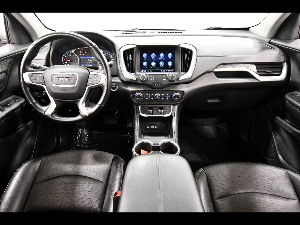 Used 2022 Quicksilver Metallic GMC SLT image 3