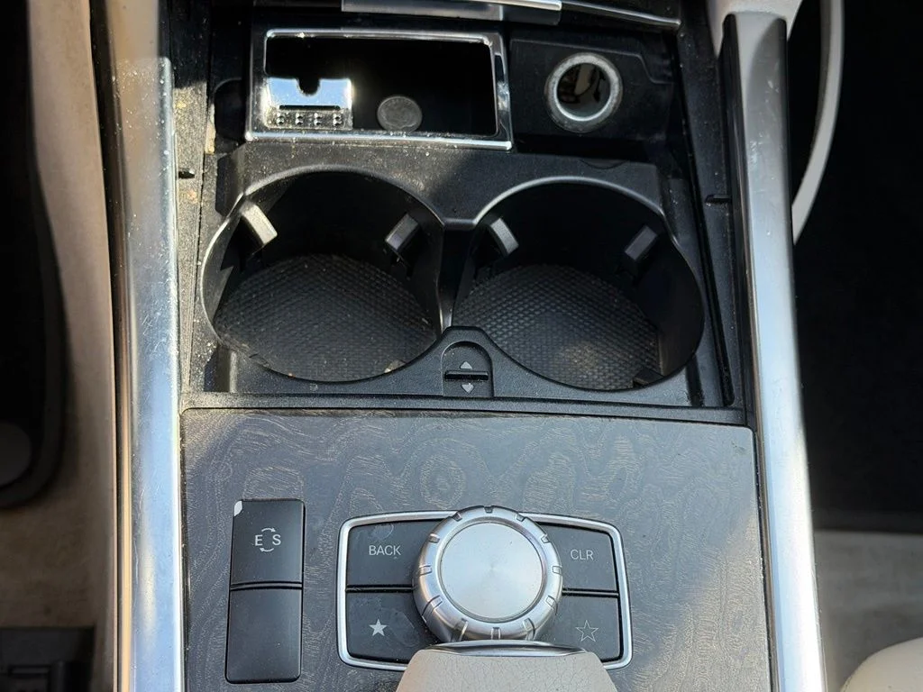 Used 2014  Mercedes-Benz E 350 image 27