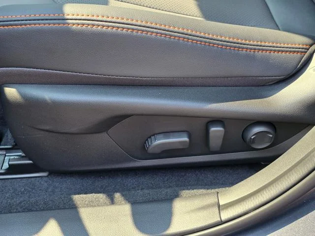 New 2026 MAGNETITE GRAY PEARL Subaru Limited Hybrid image 38