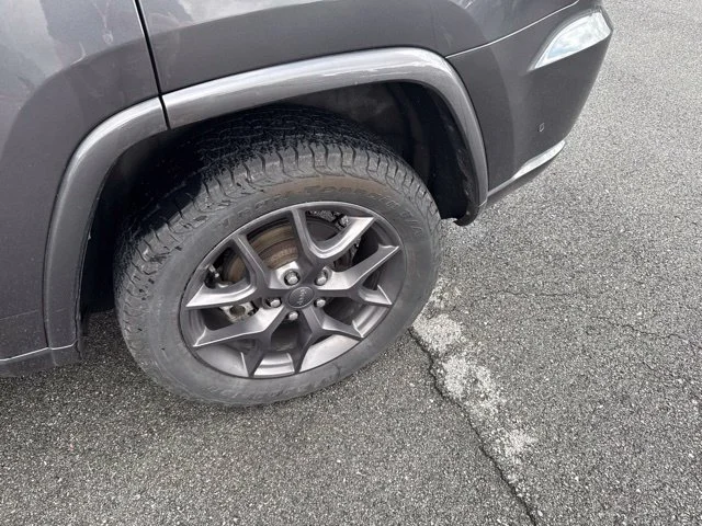 Used 2021 Gray Jeep Limited image 11