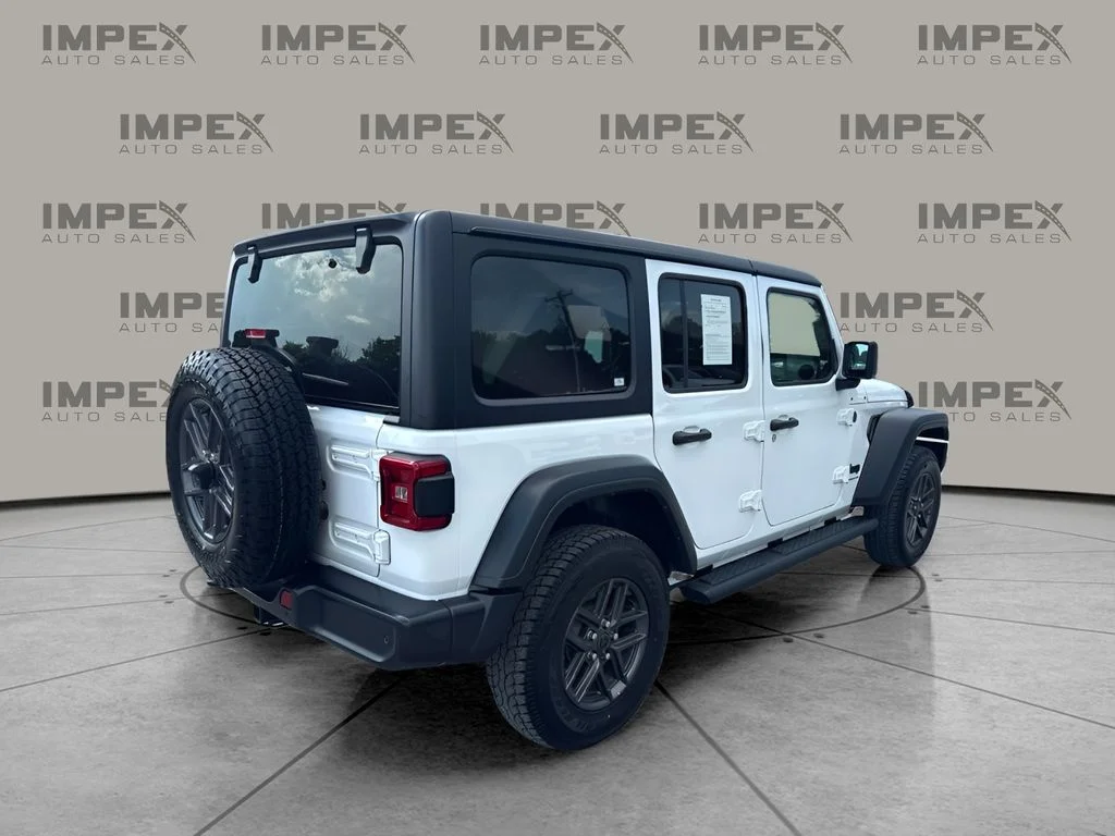 Used 2025 White Jeep Sport S image 5