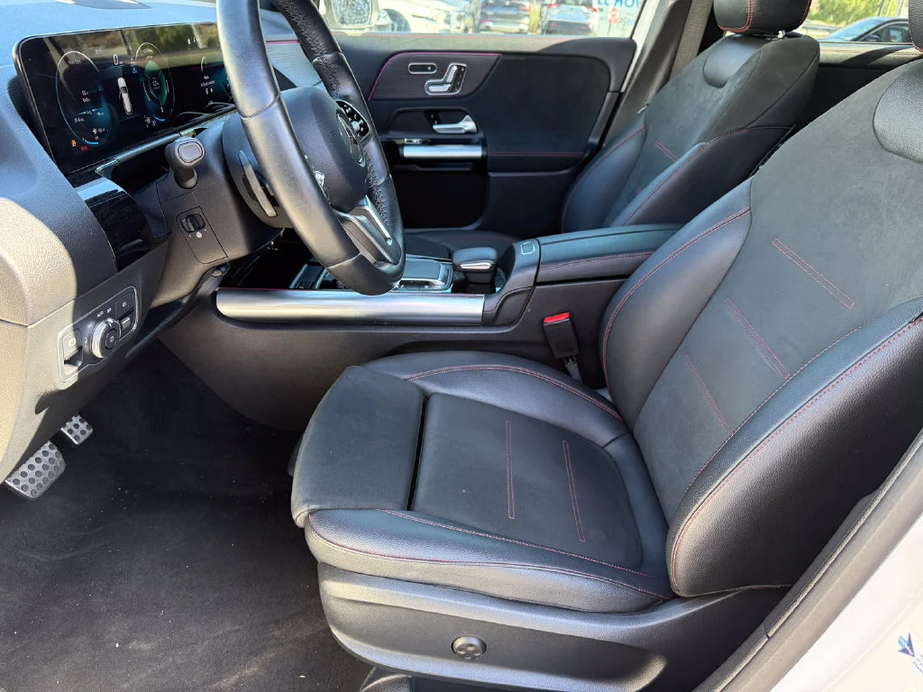 Used 2023 White Mercedes-Benz GLA 250 image 22