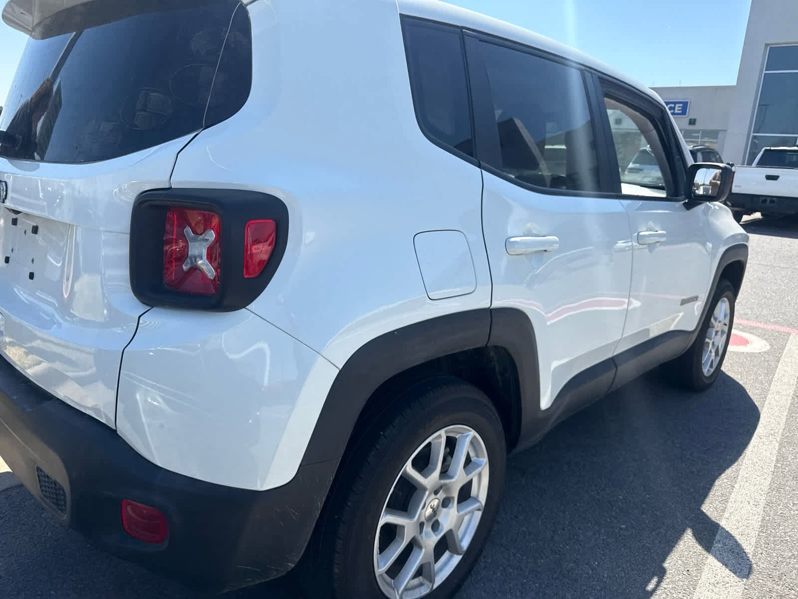 2023 Jeep Renegade Latitude