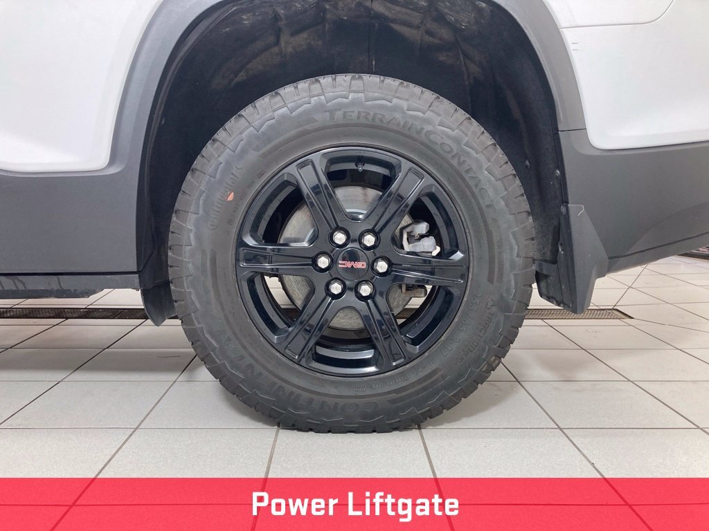 Used 2022 Summit White GMC AT4 image 29